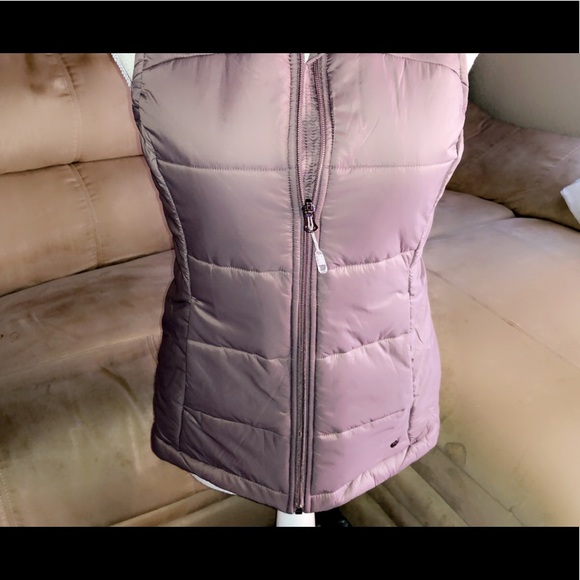 🆕CALIA BU CARRIE UNDERWOOD Quilted Mauve Vest - Picture 3 of 5